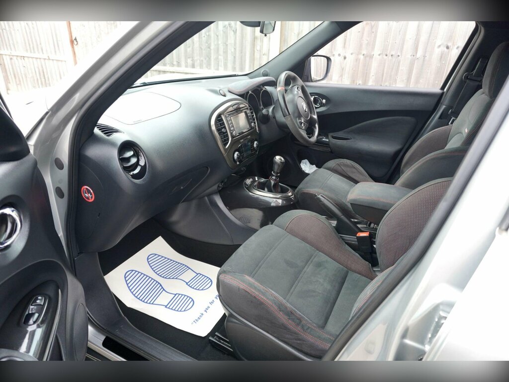 Nissan Juke 1.5 Tekna Dci 110 Bhp White #19
