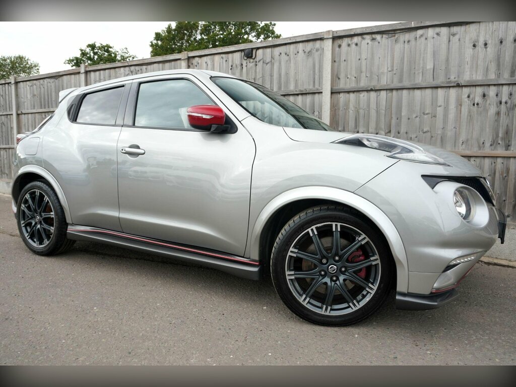 Nissan Juke 1.5 Tekna Dci 110 Bhp White #24
