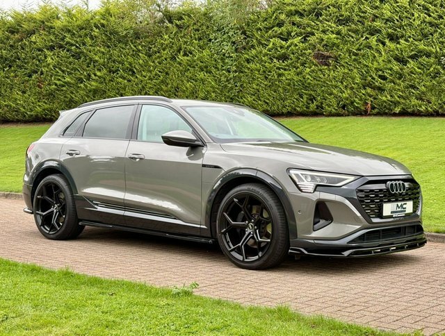 Audi Q8 e tron 50 Sport Suv Grey #4