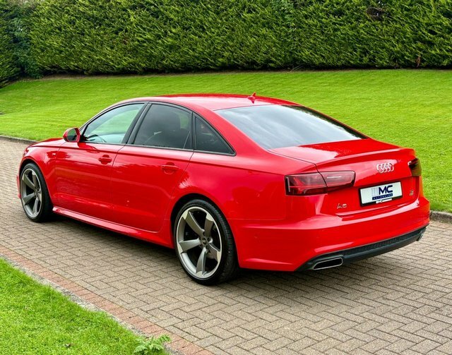 Audi A6 Saloon 2.0 Tdi Ultra Black Red #4