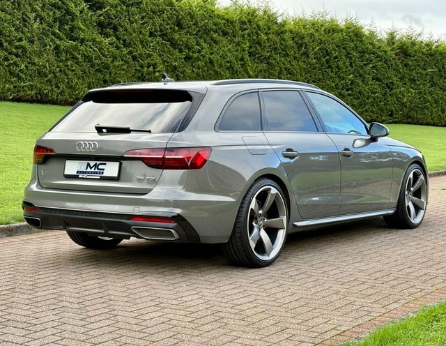 Audi A4 Avant 2.0 Tdi 35 S Grey #3