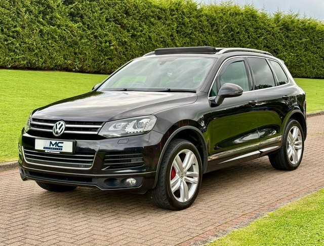 Volkswagen Touareg 3.0 Tdi V6 Bluemotion Black #2