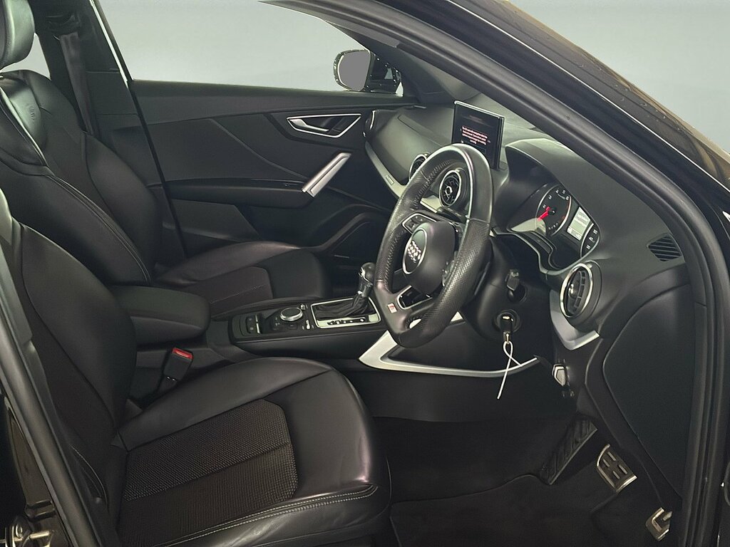 Audi Q2 Tfsi Cod S Line ND19VNO Black #6