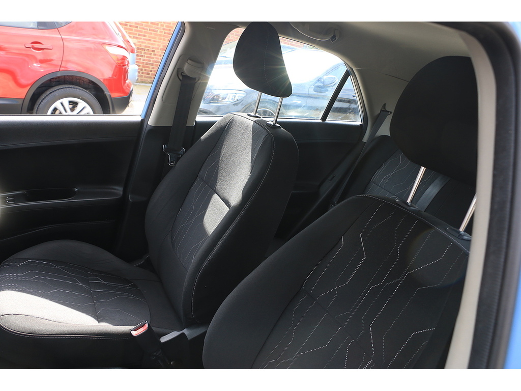 Kia Picanto 2 Black #21