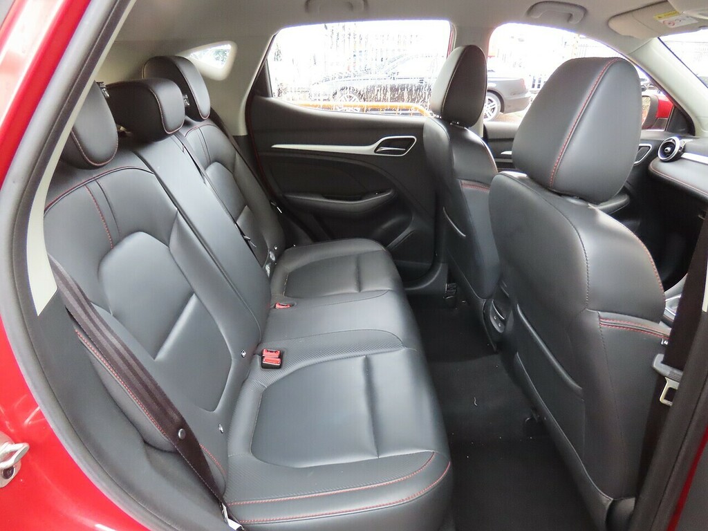 MG ZS 1L Exclusive Orange #10