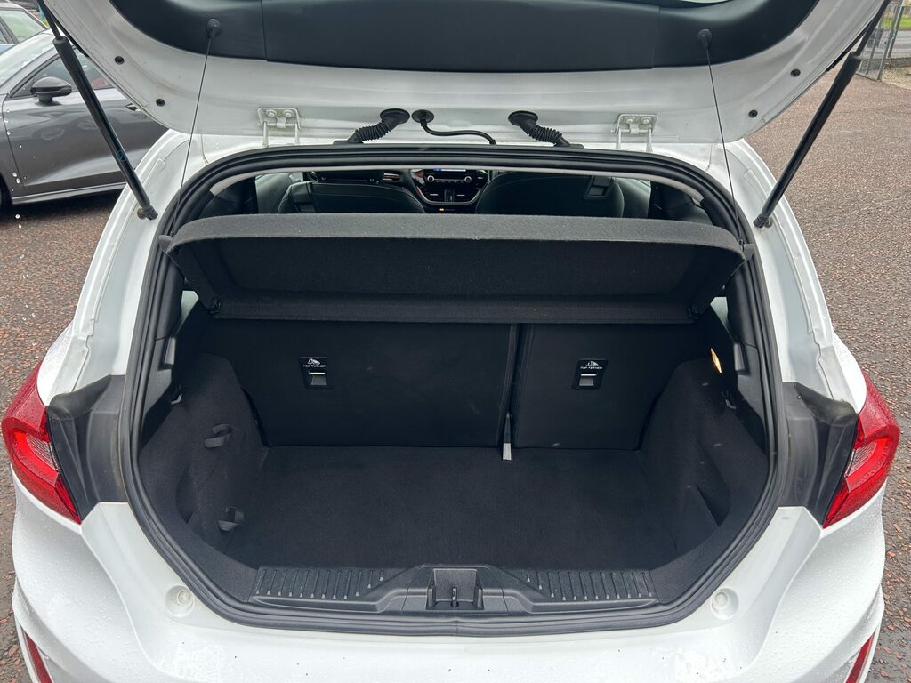 Ford Fiesta 1.1 Zetec CV18ENE White #5