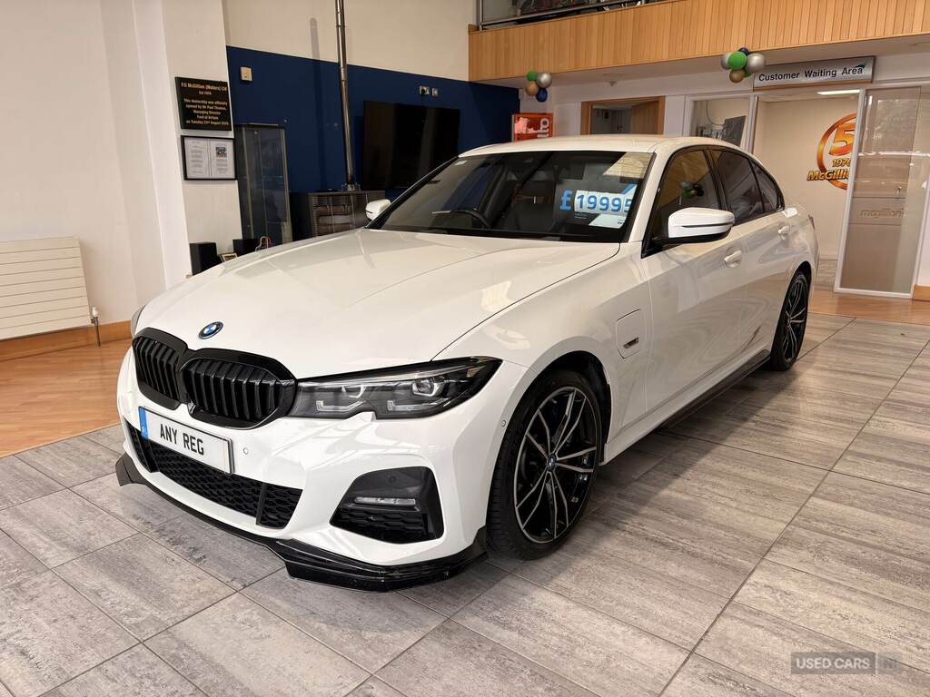 BMW 3 Series 330E M Sport Step White