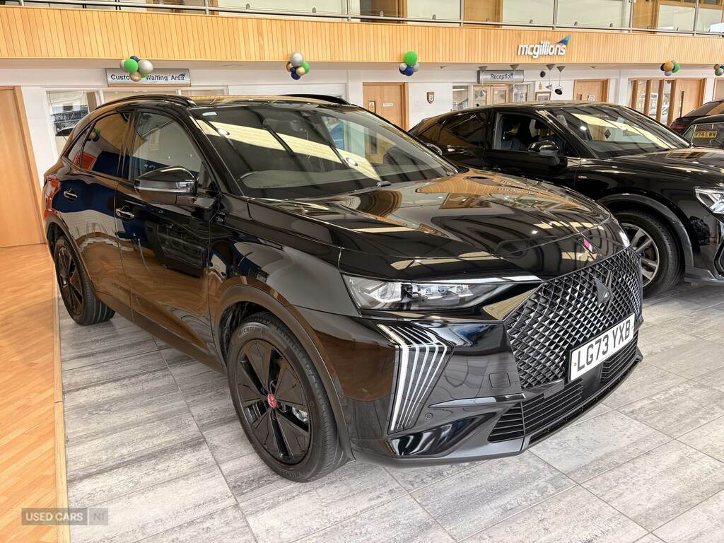 DS DS 7 Crossback Crossback 1.5 Bluehdi Performance Line Eat8 Black