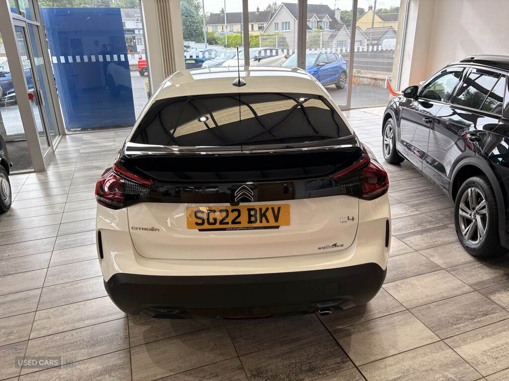Citroen C4 1.5 Bluehdi Shine White #6