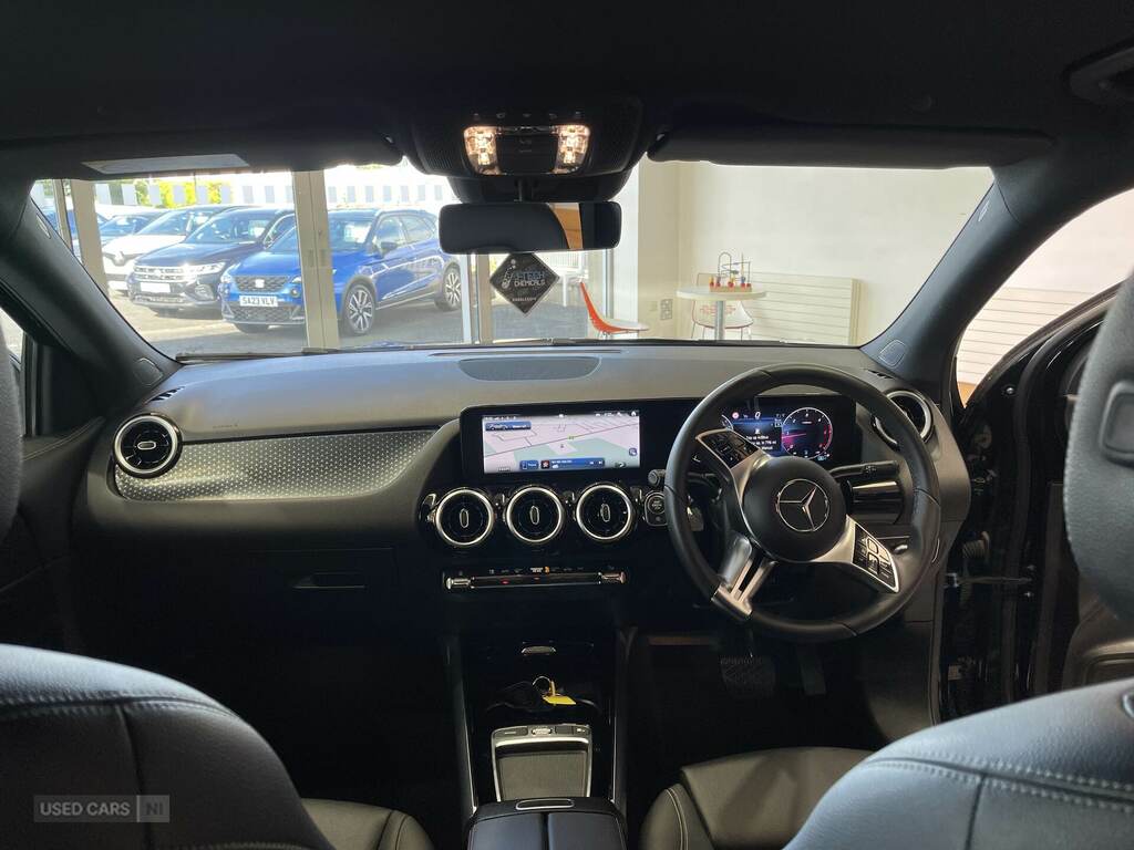 Mercedes-Benz GLA Class Suv  #19