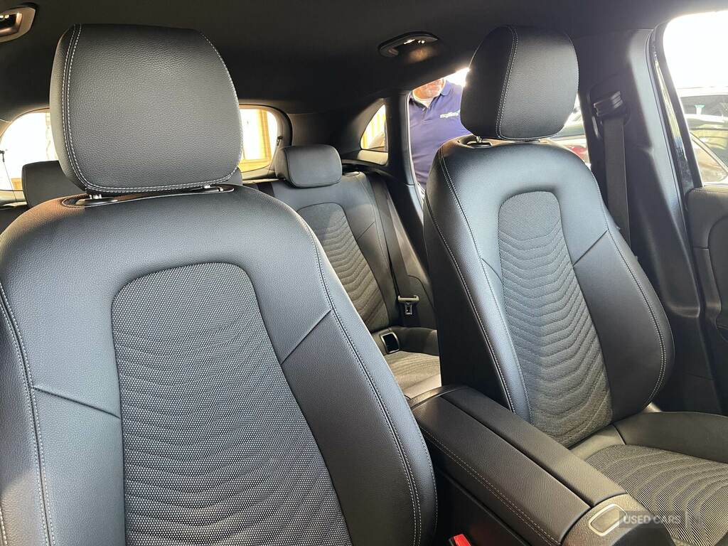 Mercedes-Benz GLA Class Suv  #17