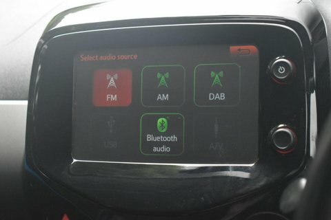 Peugeot 108 1.0 Active Purple #15