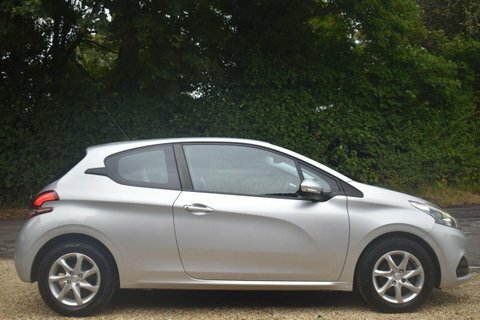 Peugeot 208 1.2 Puretech Active Silver #3