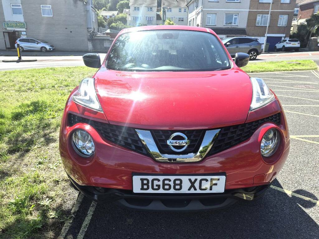 Nissan Juke Tekna Black #2
