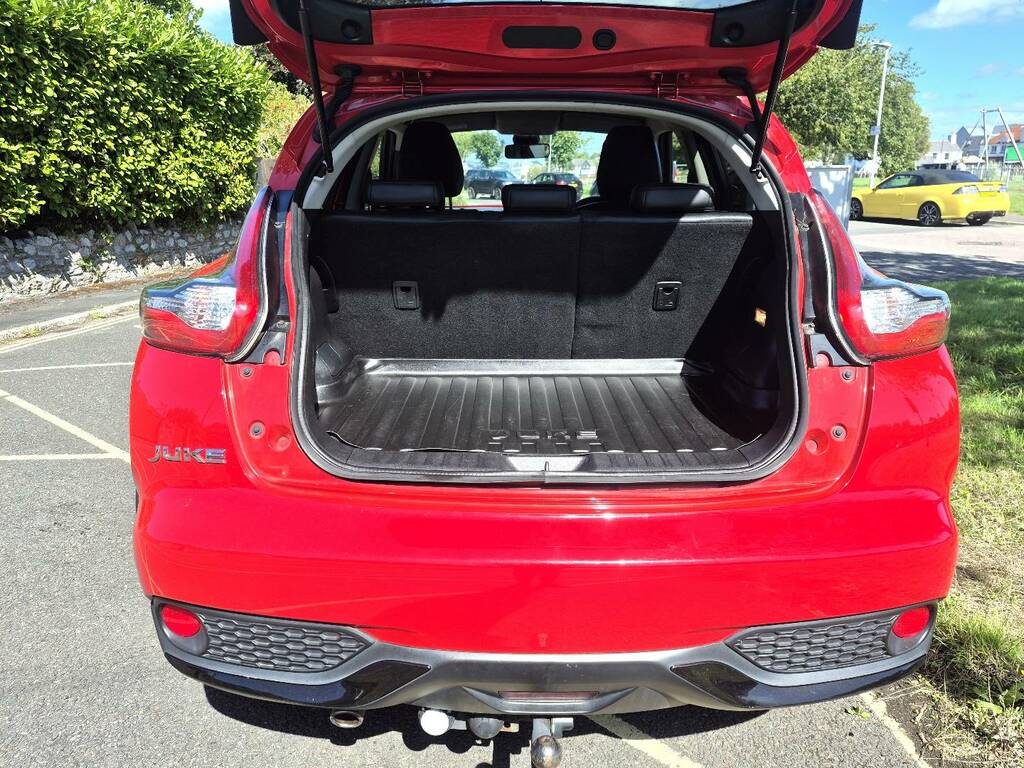 Nissan Juke Tekna Black #8