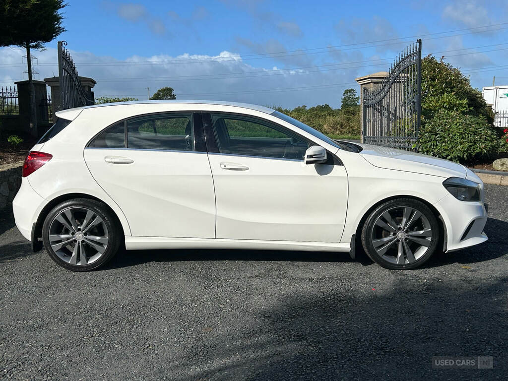 Mercedes-Benz A Class A180d Se White #2