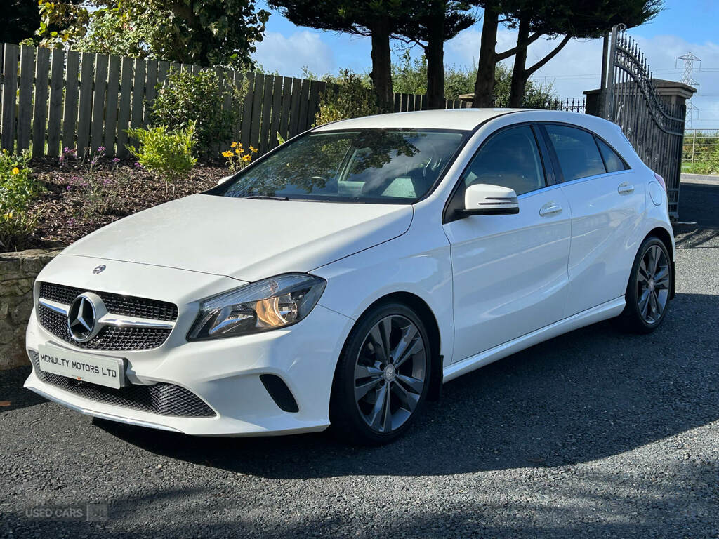 Mercedes-Benz A Class A180d Se White #5