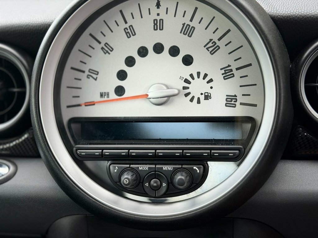 Mini Coupe 1.6 Cooper Euro 5 Red #105
