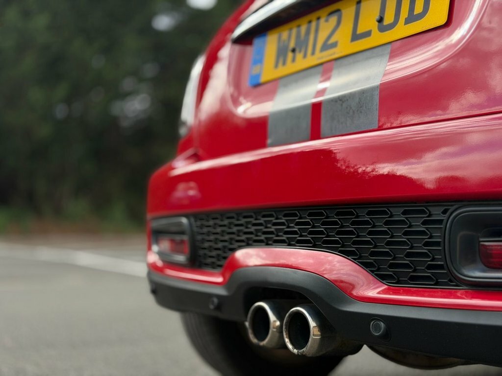 Mini Coupe 1.6 Cooper Euro 5 Red #37