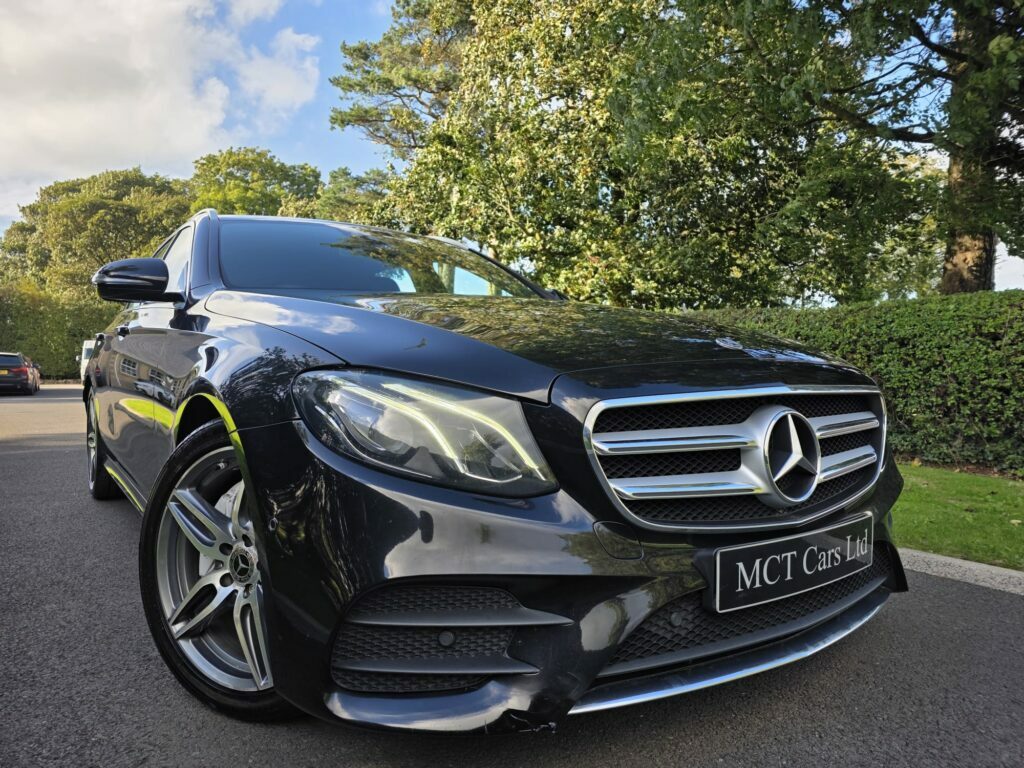Mercedes-Benz E Class E220d Amg Line 9G-tronic Camera Nav H