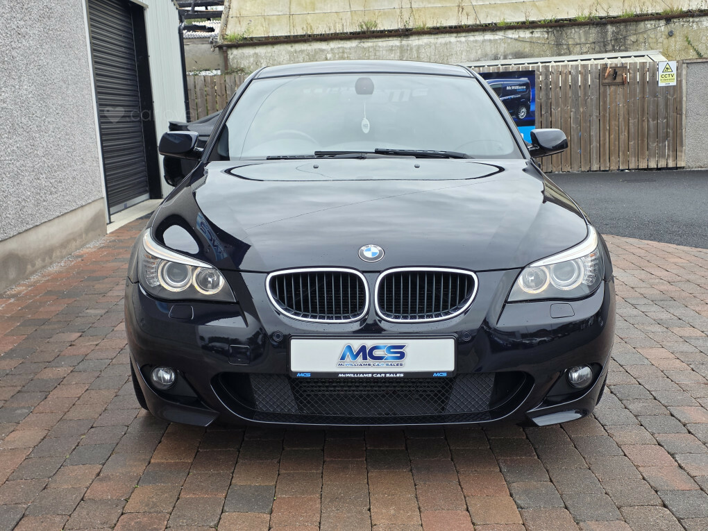 BMW 5 Series Black #8