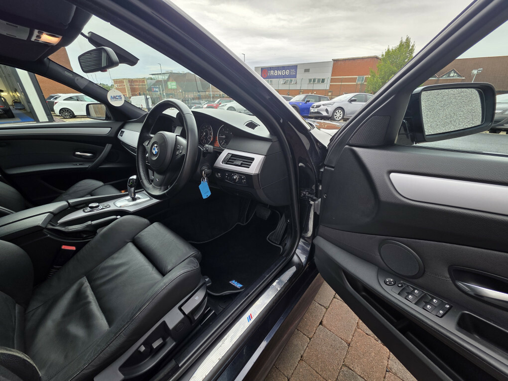 BMW 5 Series Black #24