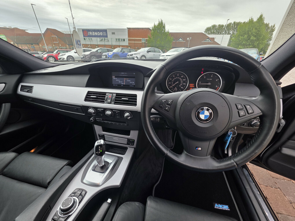 BMW 5 Series Black #26