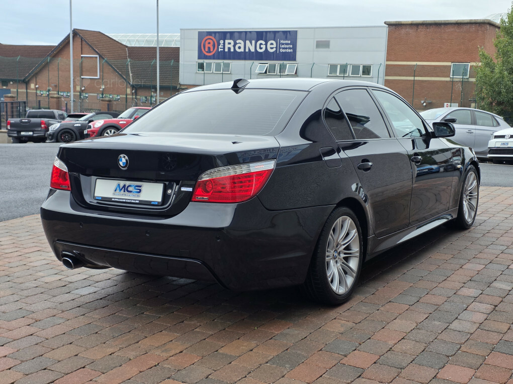 BMW 5 Series Black #42