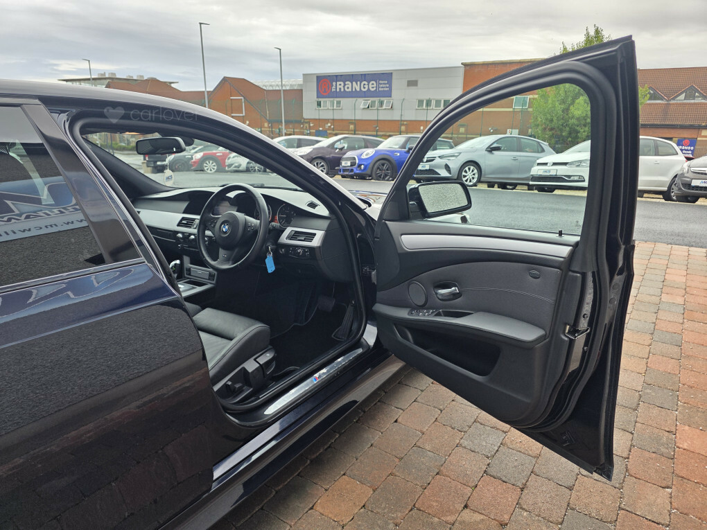 BMW 5 Series Black #23