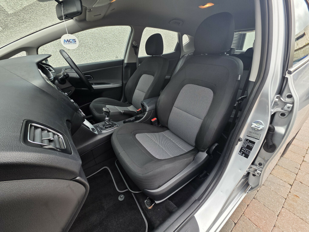Kia Ceed 1.6 Crdi 2 Sportswagon Euro 6 Ss Silver #11