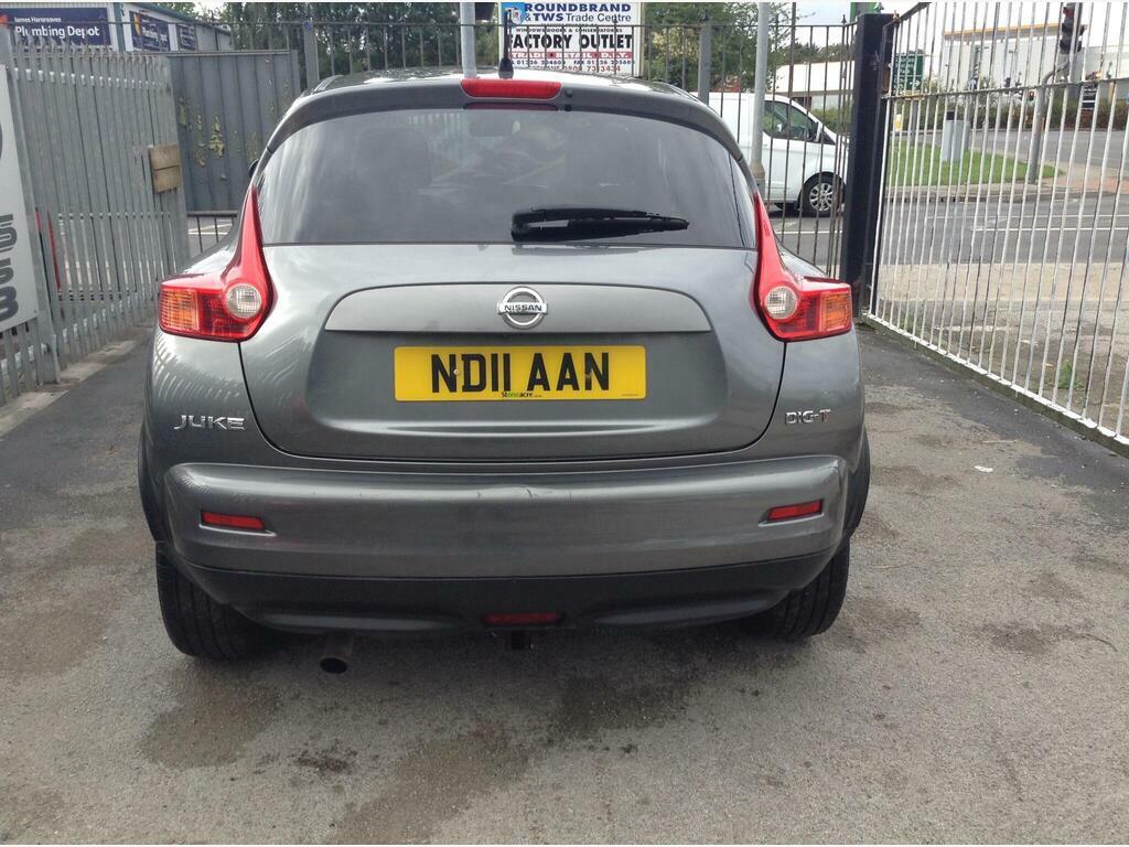 Nissan Juke Acenta Black #5