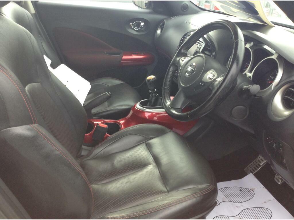 Nissan Juke Acenta Black #8