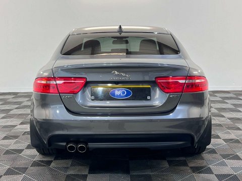 Jaguar XE 2.0 Xe R-sport Grey #4