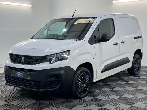 Peugeot Partner 1.5 Partner Professional White #6