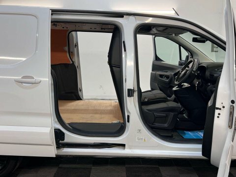 Vauxhall Combo L2 Pro 1.5 100Ps 2300 Euro6  #44