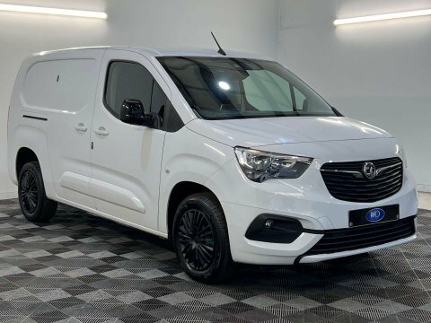 Vauxhall Combo 1.5 Combo 2300 White