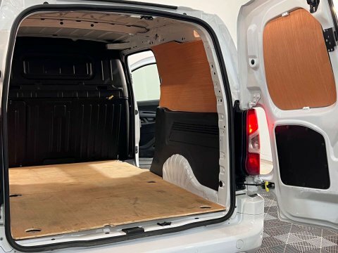 Vauxhall Combo L2 Pro 1.5 100Ps 2300 Euro6  #32