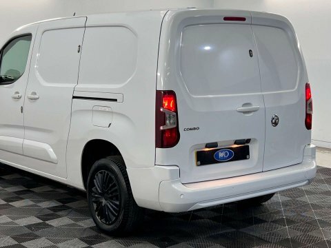 Vauxhall Combo L2 Pro 1.5 100Ps 2300 Euro6  #51