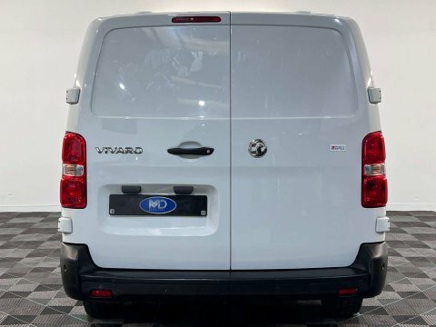 Vauxhall Vivaro 1.5 Vivaro F2900 White #4