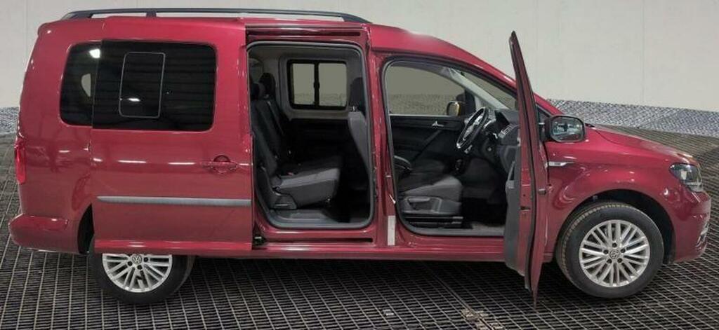 Volkswagen Caddy Maxi Life 2.0 Tdi Dsg Euro 6 Ss Red #5