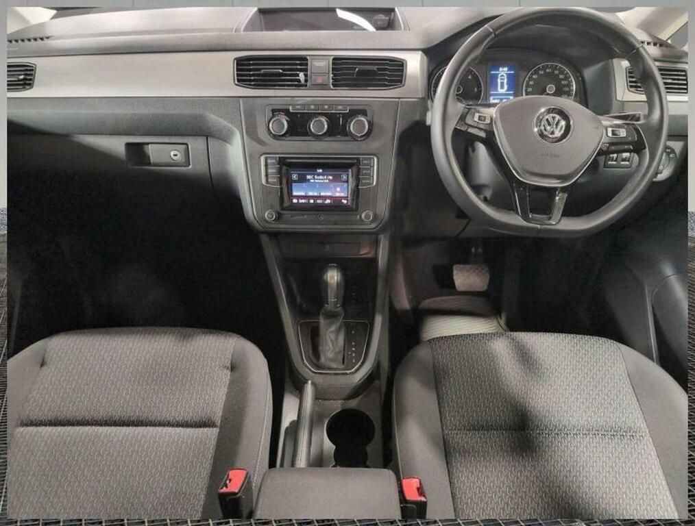Volkswagen Caddy Maxi Life 2.0 Tdi Dsg Euro 6 Ss Red #4