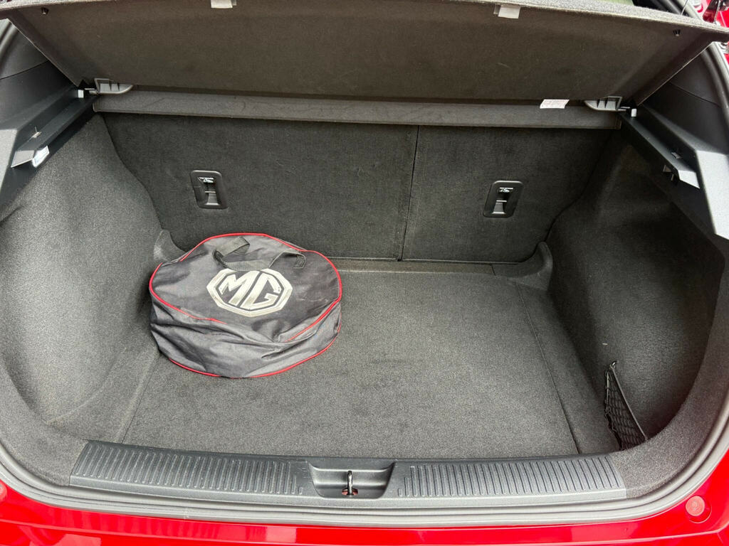 MG MG4 150Kw Trophy Ev Long Range 64Kwh #18