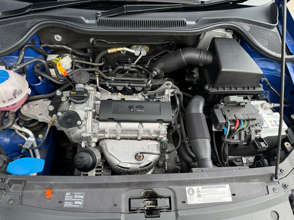 Volkswagen Polo  Yellow #18