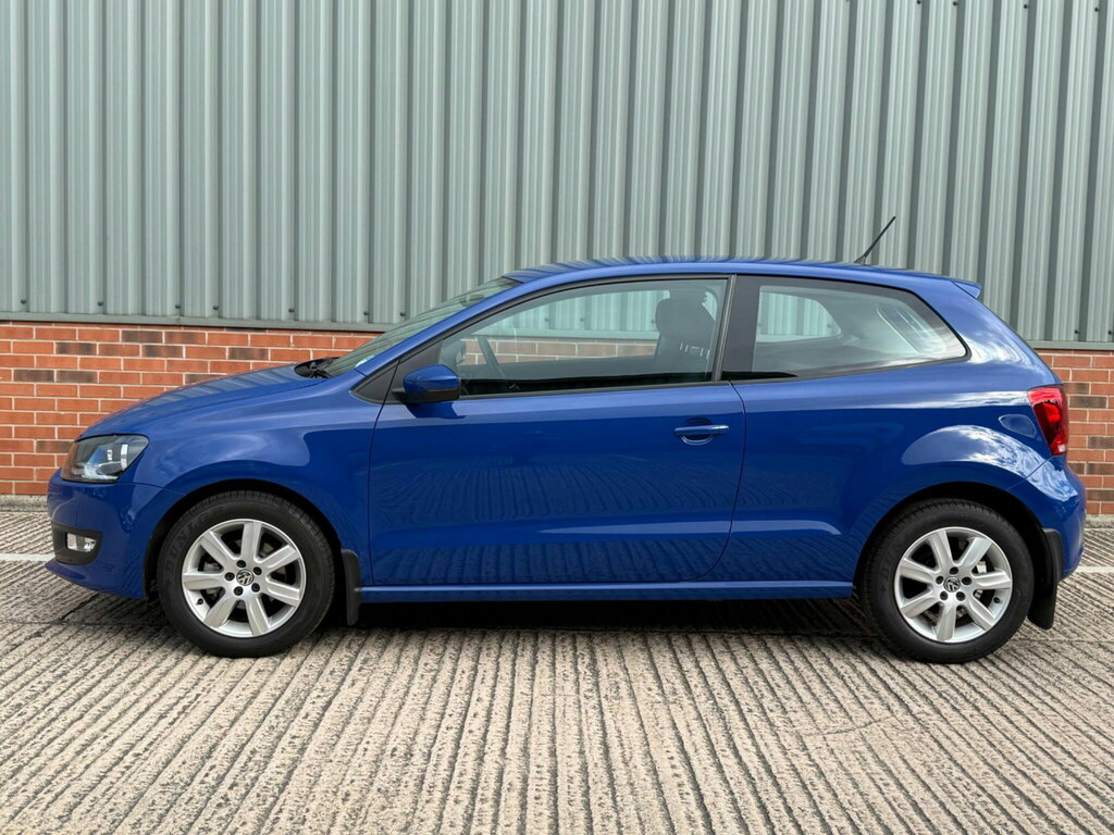 Volkswagen Polo  Yellow #9