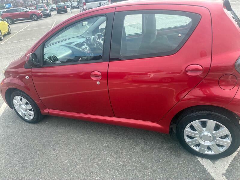 Toyota Aygo 1.0 Vvt-i Ice Euro 5 Red #5