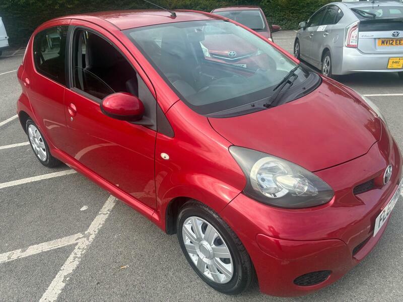 Toyota Aygo 1.0 Vvt-i Ice Euro 5 Red