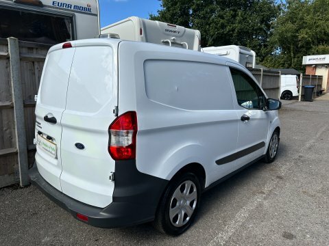 Ford Transit Courier Trend 1.5 Tdci #4
