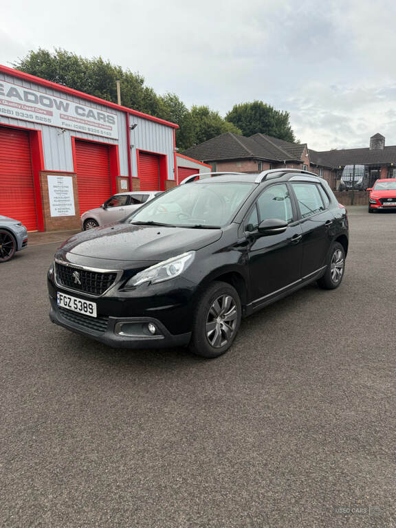 Peugeot 2008 1.2 Puretech Active Black #3