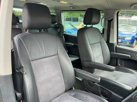Volkswagen Caravelle 2.0 Bitdi Bluemotion Silver #4