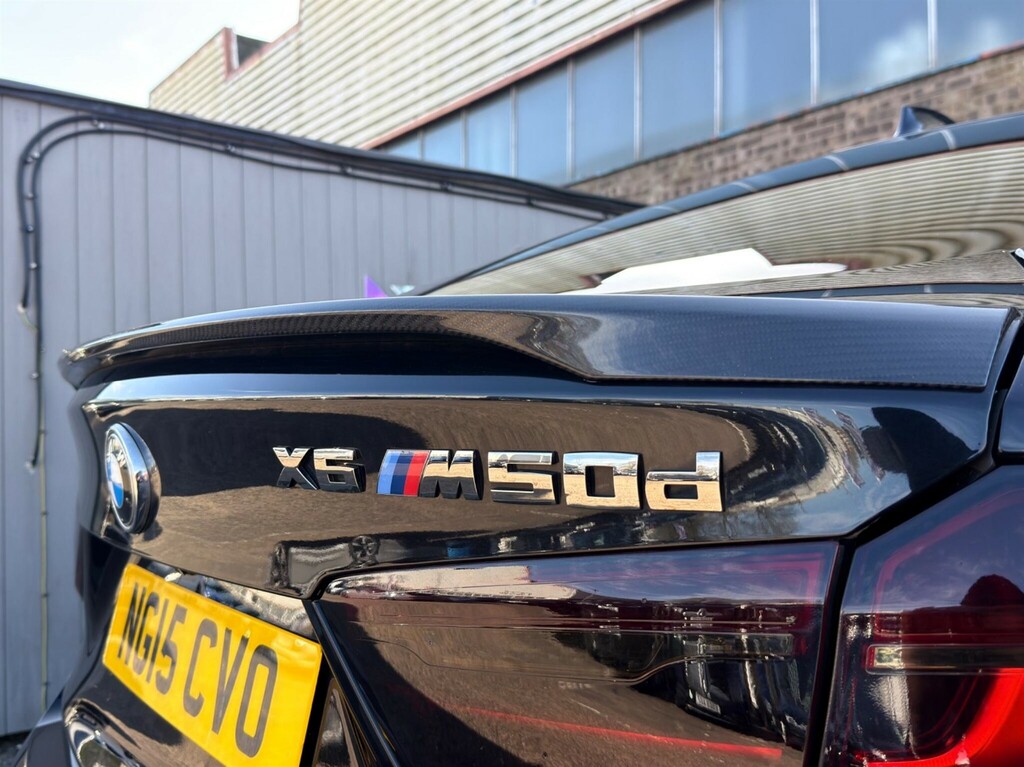 BMW X6 Suv White #24